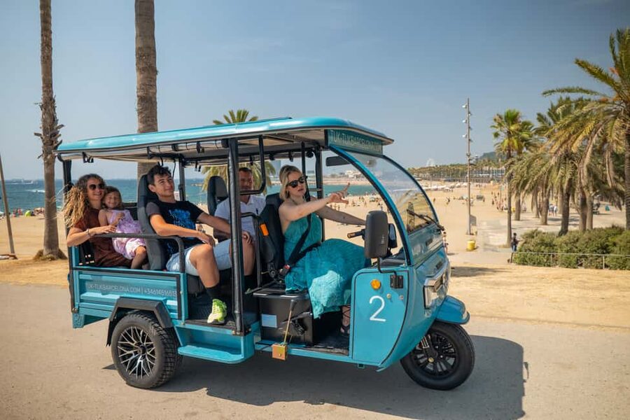 1,5-Hour Barcelona City & Beach Private Tuk-Tuk Tour - From Carrer de la Diputació to La Monumental