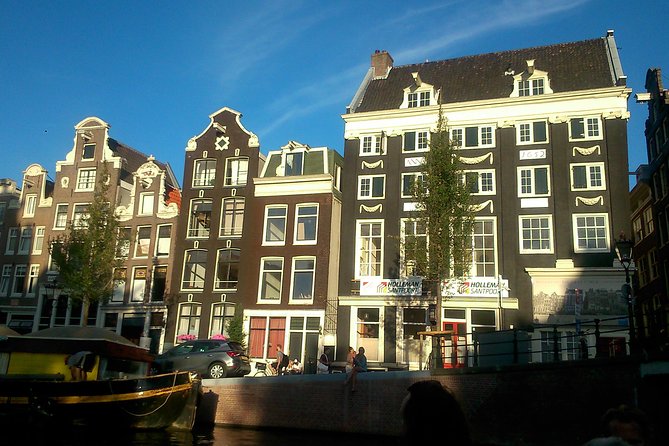 1,5 hours Amsterdam Rickshaw Tour - Nieuwmarkt and the old eastern gateway