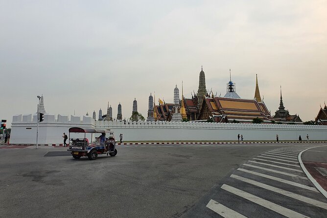 2 Hour Electric Tuk Tuk Cultural Tour of Bangkok - The Giant Swing and Bangkok’s old quarter