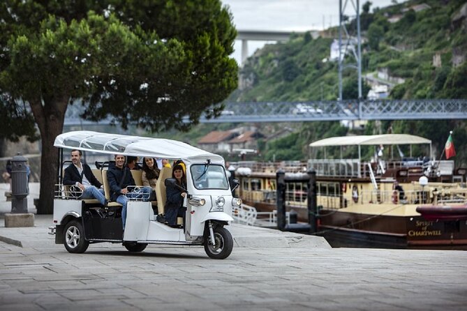2 Hour Private Tuktuk Tour in Porto to Monastery and Cellars - The guide and storytelling element
