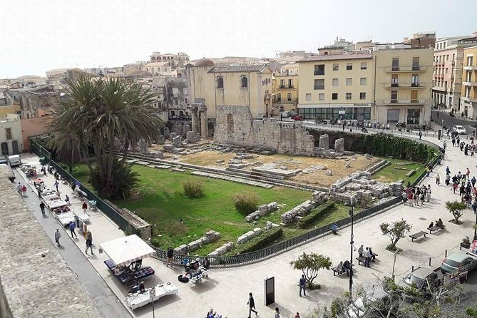 2 Hours Calessino/ Tuk tuk Tour to Syracuse and Ortigia Island - Syracuse beyond the island in about 50 minutes