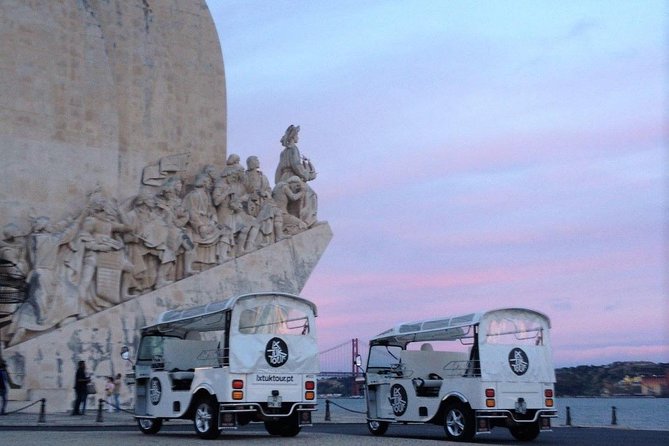 3 hour Private ECO Tuk Tuk Tour of Lisbon with Cherry Liqueur - São Pedro de Alcântara and the final city view