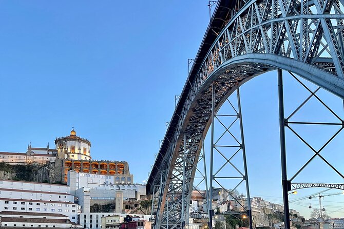 3h30 tour in Porto by Tuk Tuk - Serra do Pilar and the best wide view of Porto