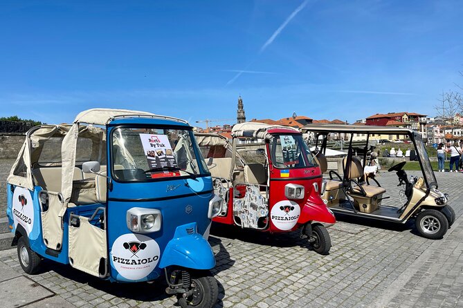 3h30 tour in Porto by Tuk Tuk - From the old city to Praia do Ourigo