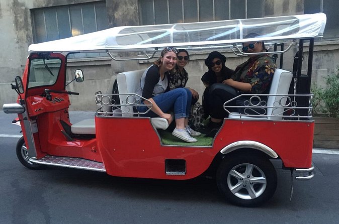 4 Hour Grand Paris Tour by Electric Tuk Tuk See Almost Everything - What the private electric tuk tuk changes