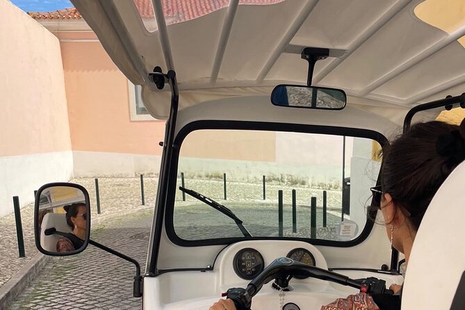 4-Hour Lisbon Highlights: Discover the best by TukTuk - Mouraria and the city’s changing character