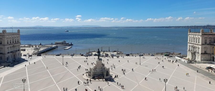 4-hour sightseeing tour by Tuk-Tuk Lisbon old town and Belém - Old-town lanes and Lisbon viewpoints