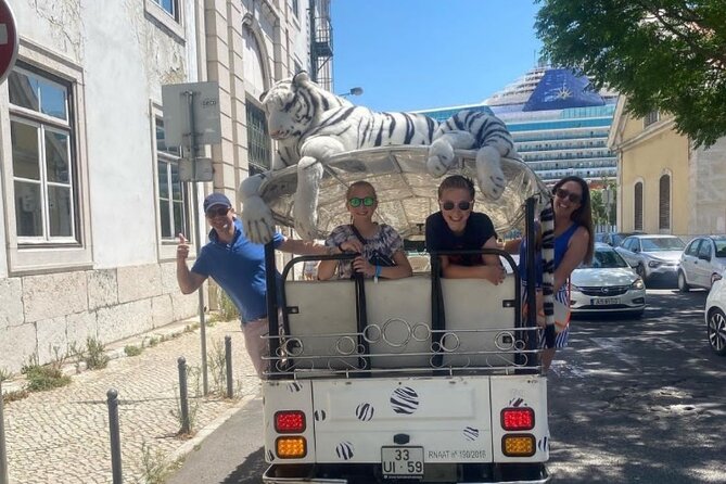 4-hour Tuk Tuk Tour of Belém, City Center, and Lisbon's Old Town - Two more viewpoints, each with a different mood