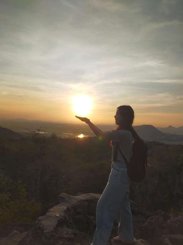 A Day TukTuk Bambootrain, Banan, Killing & Bat Caves, Sunset - Why the guide matters so much