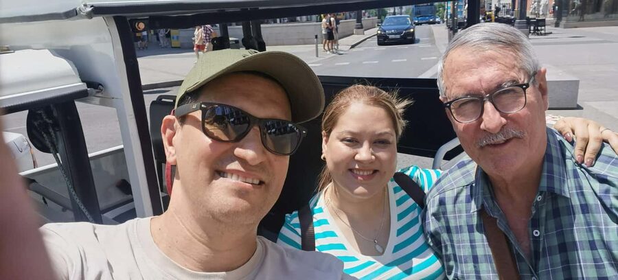 A more complete and fun audio-guided tour with an urban tuk-tuk - A fast way to get your Madrid bearings
