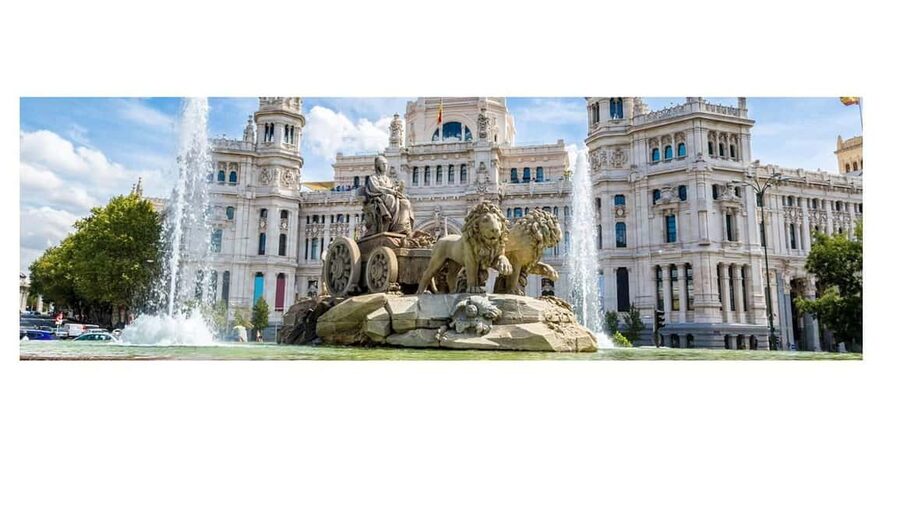 A more complete and fun audio-guided tour with an urban tuk-tuk - Sol and the Prado Museum