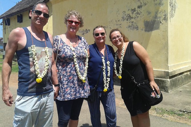 Adventure Tuk Tuk Tour in kochi - A Private Guided Tour with Hotel Pick up - Jew Town and the Paradesi Synagogue