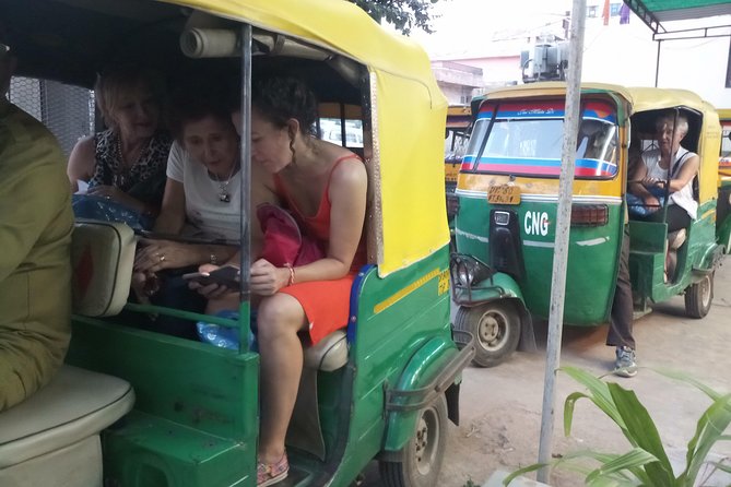 Agra: 6 Hour Tuk-Tuk / Rickshaw Tour - The guides and the personal touch