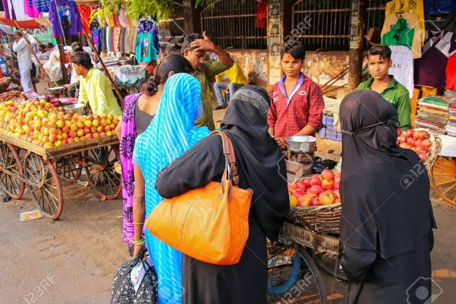 Agra: Heritage Walking Tour of Agra 2 Hours by Tuk-Tuk - Who should book this two-hour route