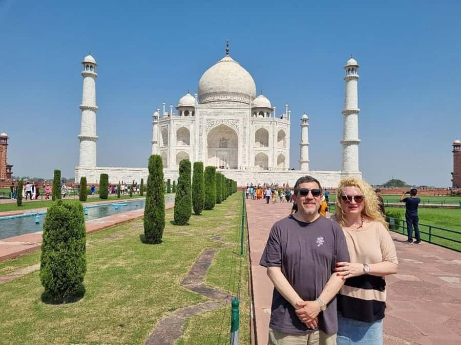 Agra: Private Full-Day Sightseeing Tour by Tuk-Tuk or Cab - Starting from your hotel, airport, or railway station