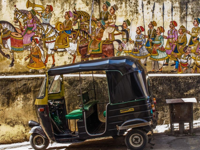 Agra: Skip The Line Taj Mahal Tour With Optional Tuk Tuk - Languages, group size, and guide service