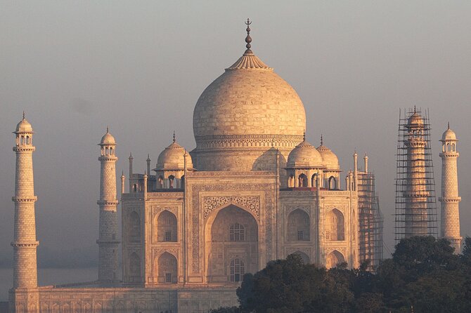Agra: Taj Mahal, Agra Fort and Baby Taj Private Tour by Tuk-Tuk - The Fine Marble Work of Baby Taj