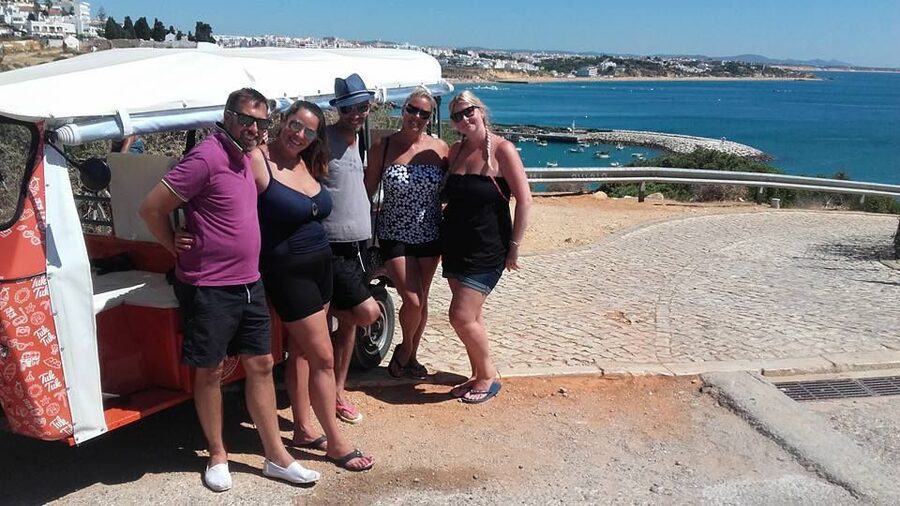 Albufeira: Private Tuk Tuk Tour - Practical advice for a comfortable two hours