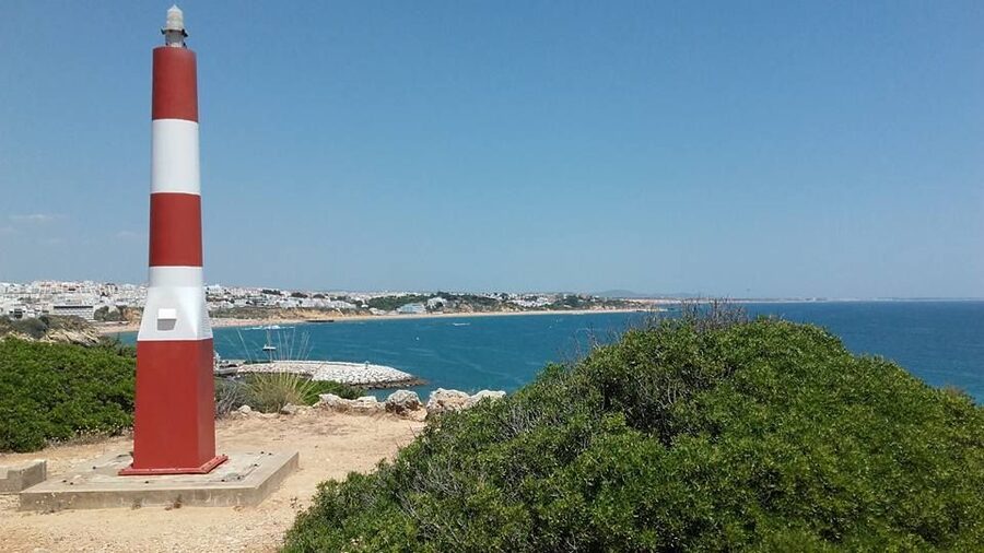 Albufeira: Private Tuk Tuk Tour - Why a tuk tuk works well in Albufeira