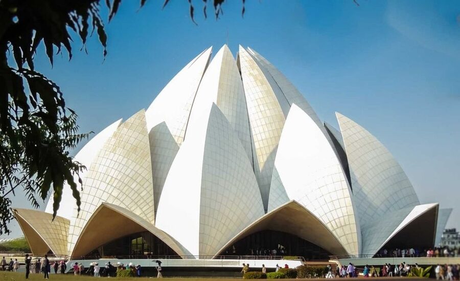 All Inclusive Old & New Delhi Private Day Trip with Tuk Tuk - Lotus Temple and the final scheduled stop