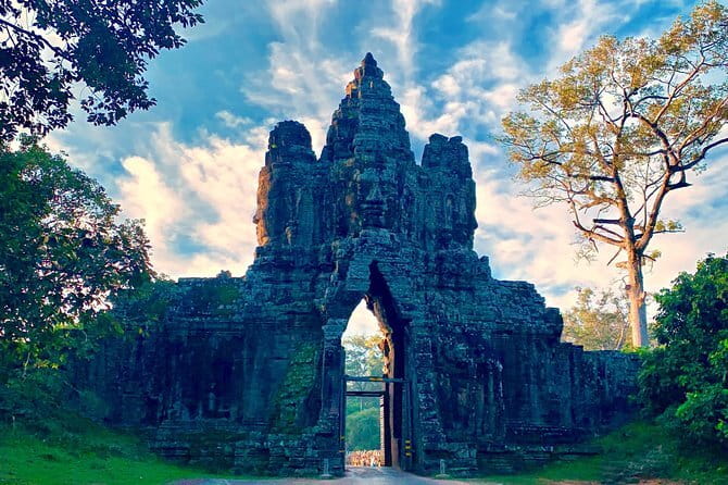 Amazing full day TUKTUK tour - A full day through Angkor by open-air tuk-tuk