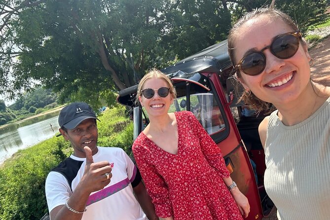 Ambuluwawa Tower and Kandy City Tuk Tuk Tour with Epic views - Kandy’s hilltop Buddha statue