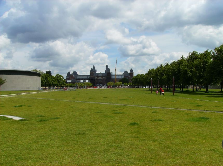 Amsterdam 1-Hour Rickshaw Tour - Along the canals and historic houses