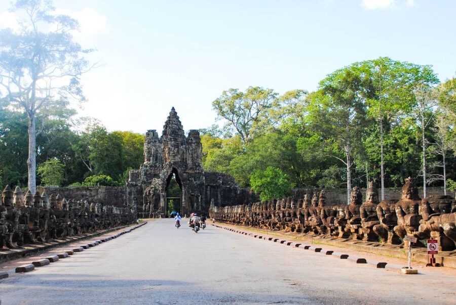 Angkor Wat Small Tour With Private Tuk Tuk - Booking details worth checking before departure