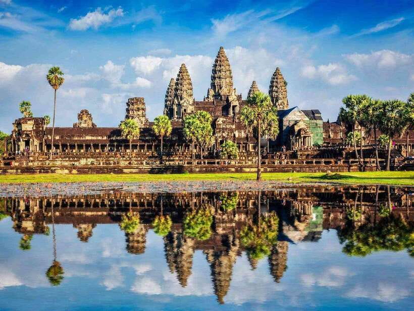 Angkor Wat Small Tour With Private Tuk Tuk - Bayon brings a different second stop
