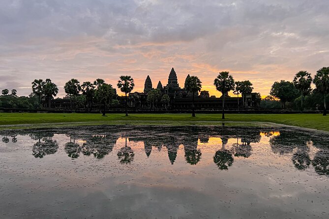 Angkor Wat Sunrise Private Tour via Tuk Tuk from Siem Reap - Bayon’s towers and the famous faces
