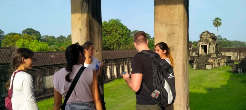 Angkor Wat Sunrise Private Tuk-Tuk Guided Tour - Local lunch and a ride back to Siem Reap