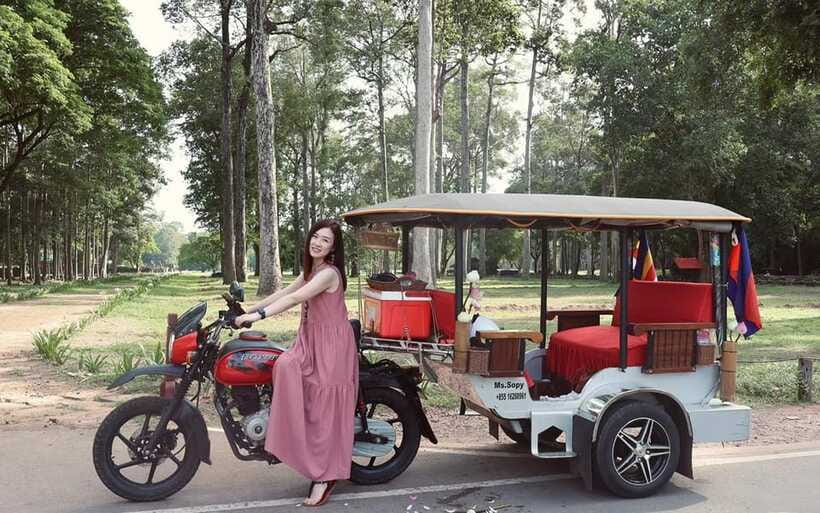 Angkor Wat Sunrise Private Tuktuk Tour in Siem Reap - A long Angkor Wat break can help or confuse