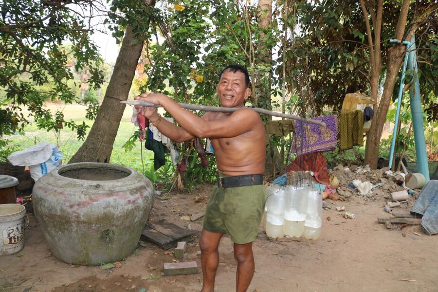Angkor Wat: Tuk Tuk and Walking Tour - What the guide adds to the experience