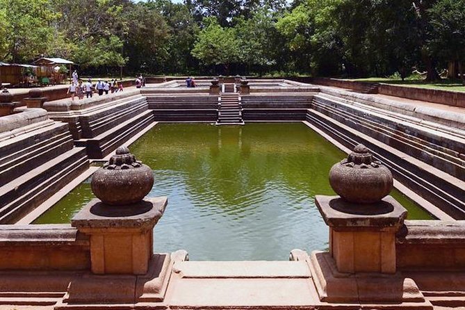 Anuradhapura: 14 Ancient City Sites Tuk Tuk Tour - Why a tuk tuk makes sense in Anuradhapura