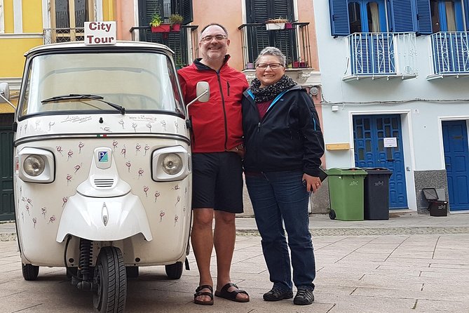 Apelisetta tuk tuk: 2 hours tour of Cagliari - From the city to Marina Piccola and the beach