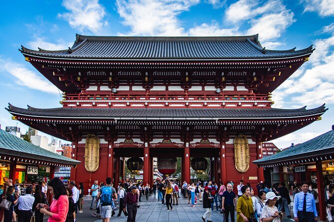 Asakusa, Tokyo: Rickshaw Experience and Highlights Walking tour - Hoppy Street shows Asakusa after dark