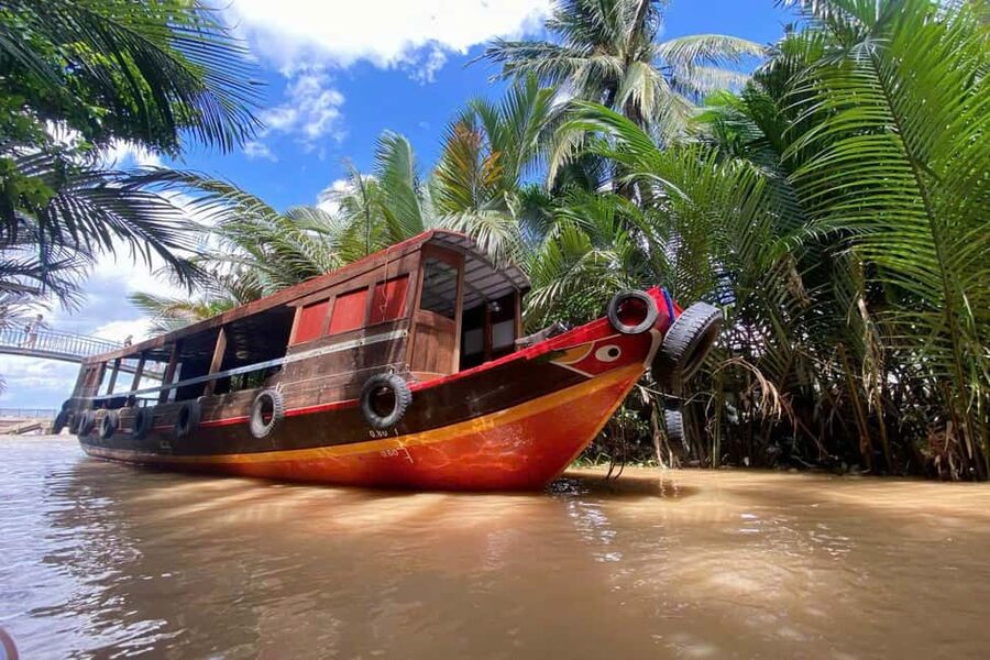 Authentic Mekong Delta: Tuk Tuk, Rowing Boat, Biking Tour - From Ho Chi Minh City to the Mekong Delta