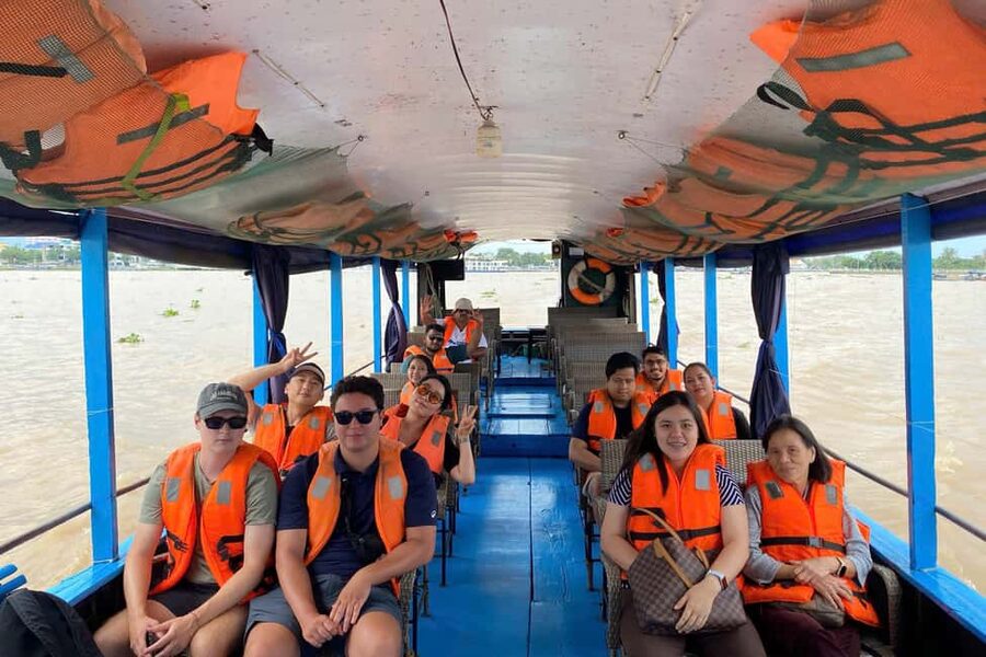 Authentic Mekong Delta: Tuk Tuk, Rowing Boat, Biking Tour - Garden, Pond, Cage: a useful look at farm life