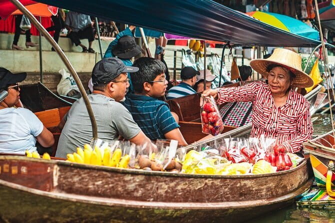 Ayutthaya Elephant Village ATV and Floating Market by Tuk Tuk - The elephant village: an early look at Ayutthaya’s traditions