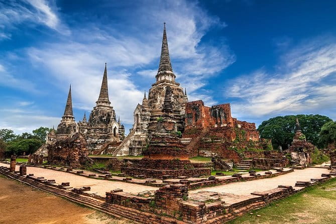 Ayutthaya Elephant Village ATV and Floating Market by Tuk Tuk - Who will enjoy this Ayutthaya tour most