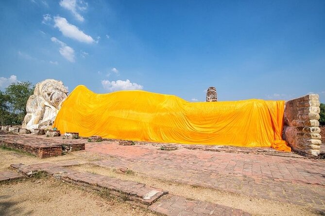 Ayutthaya Funky Frogy Tuk Tuk Experience With Famous Temple - The Ayothaya Floating Market: useful, but know what it is