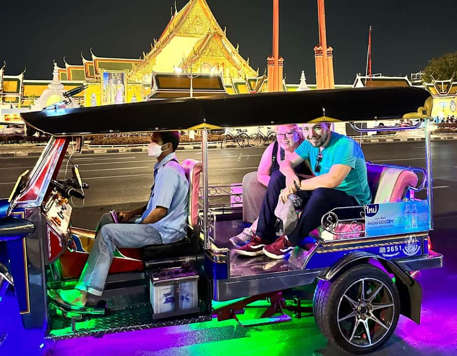 Bangkok Adventure Tuk Tuk Food Tour - Bangkok by tuk tuk, from Hua Lamphong to Chinatown