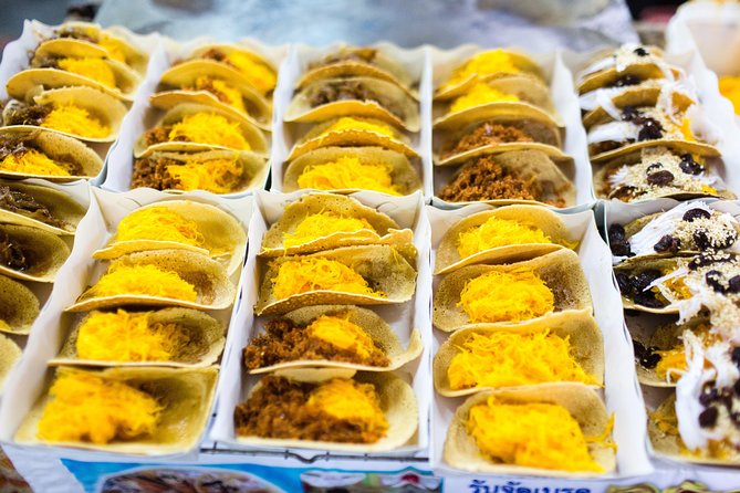 Bangkok by Night: Temples, Markets and Food Tuk-Tuk Tour - Rattanakosin connects the food stops with Bangkok’s grand sights