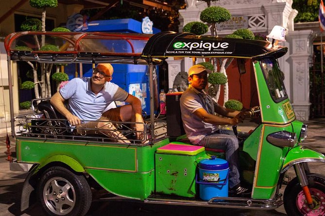 Bangkok by Night Tuk Tuk Tour: Markets, Temples & Food - Wat Pho and Bangkok’s illuminated temples