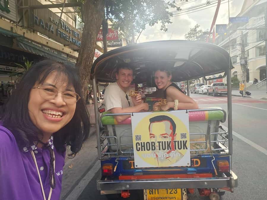 Bangkok: CHOB TUK TUK Ride + Canal Tour + Foods Tasting - Two hours of food, markets, and local guidance
