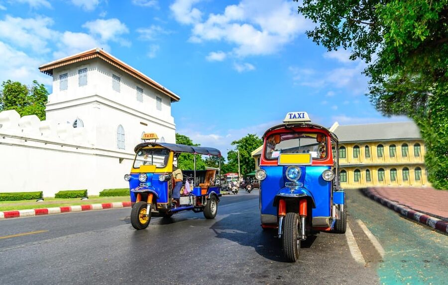 Bangkok: Guided Tour in a Typical Thai Tuk-Tuk - Wat Pho and the View Toward Wat Arun