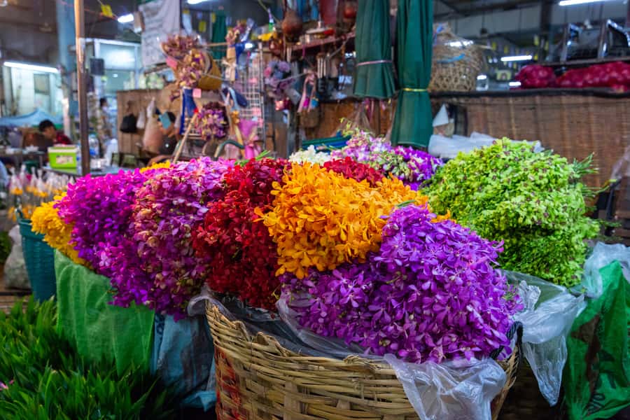 Bangkok: Markets, Temples and Food Night Tour by Tuk Tuk - Key points to know before booking