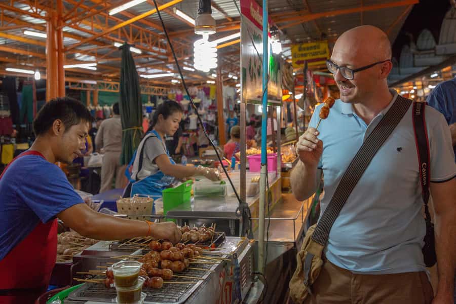 Bangkok: Markets, Temples and Food Night Tour by Tuk Tuk - Why Bangkok by tuk tuk works so well at night