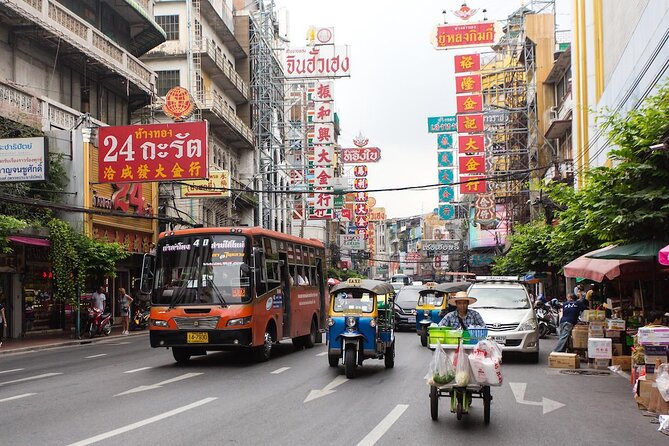 Bangkok: Michelin Guide Street Food Tour by Tuk Tuk - Key details before you book