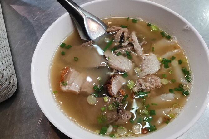 Bangkok: Michelin Guide Street Food Tour by Tuk Tuk - Starting at River City Bangkok at 5:30 pm